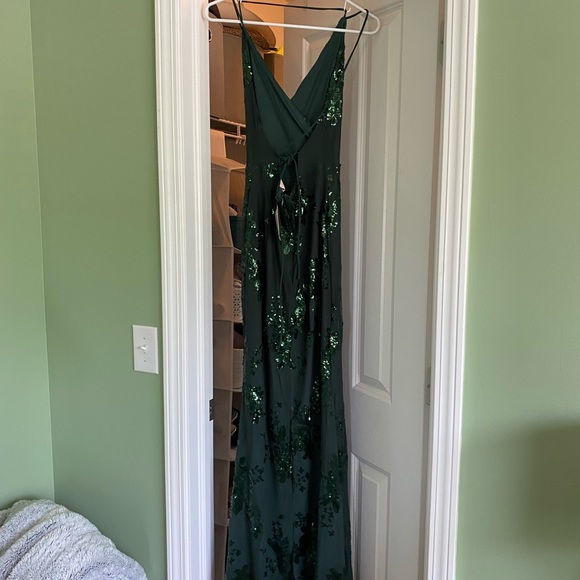 green sparkly prom dress - Picture 4 of 6